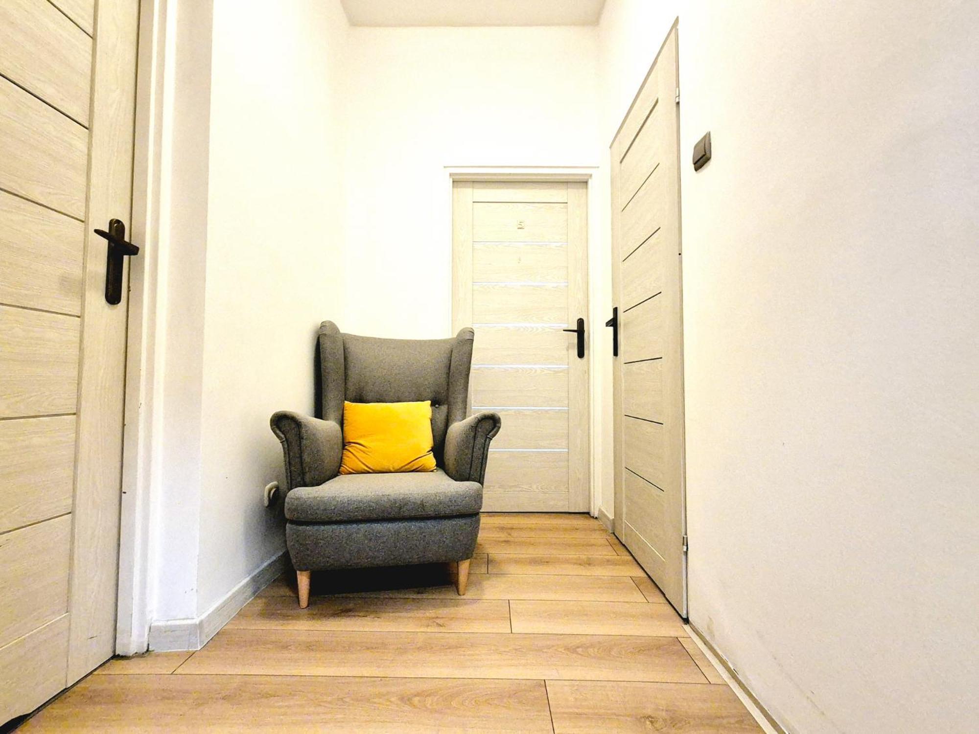 Pini Hostel - Przytulne Pokoje W Centrum Krakowa Ngoại thất bức ảnh