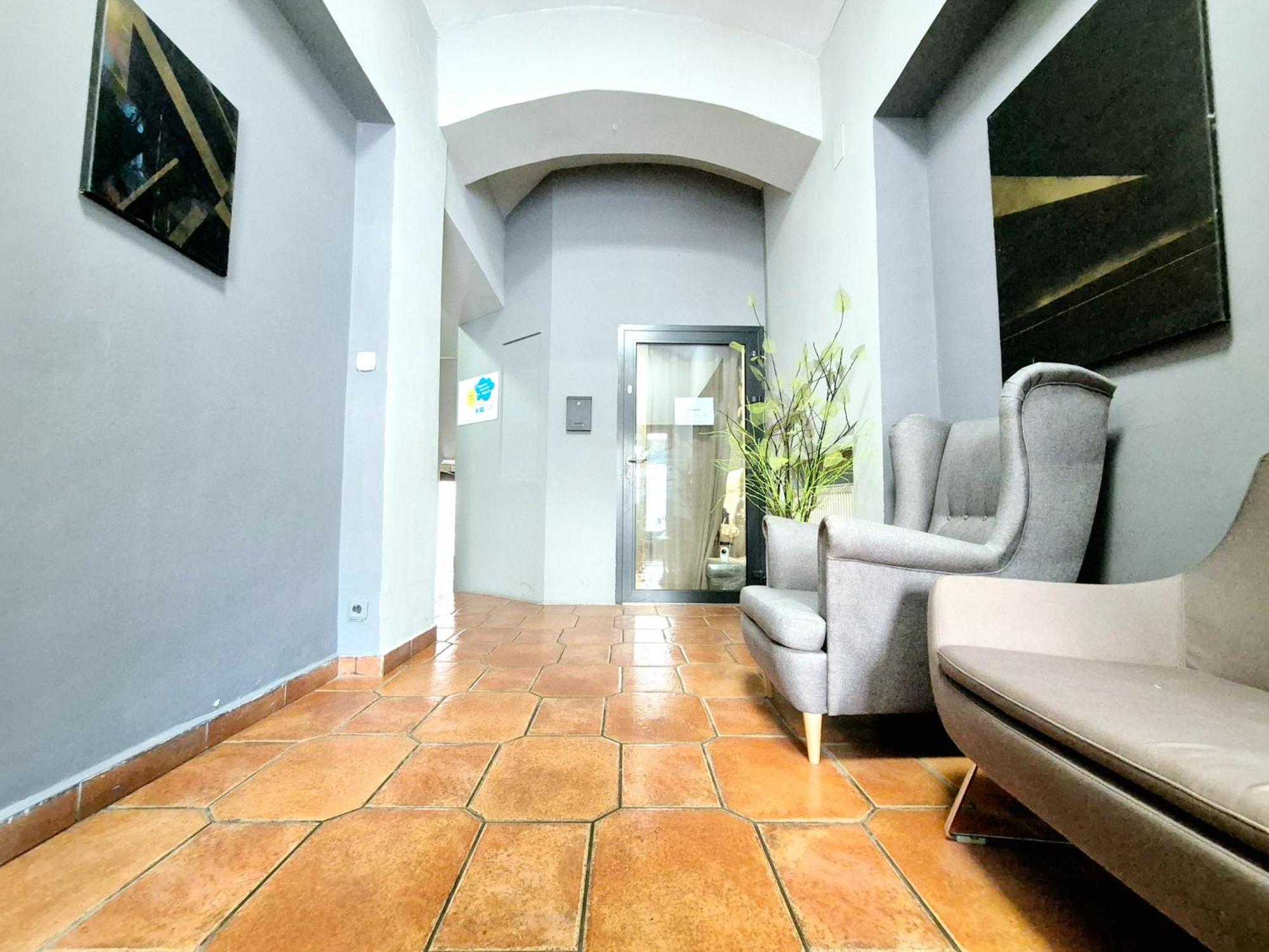 Pini Hostel - Przytulne Pokoje W Centrum Krakowa Ngoại thất bức ảnh