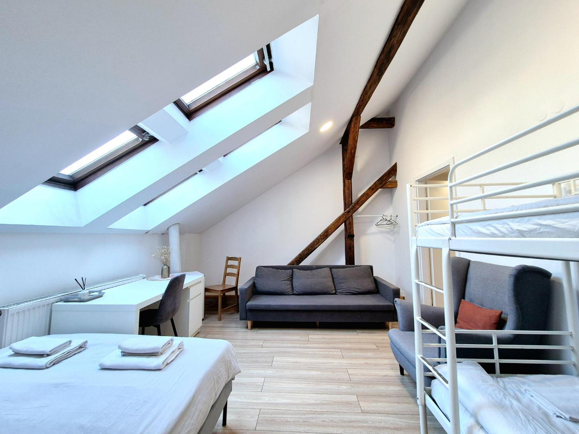 Pini Hostel - Przytulne Pokoje W Centrum Krakowa Ngoại thất bức ảnh