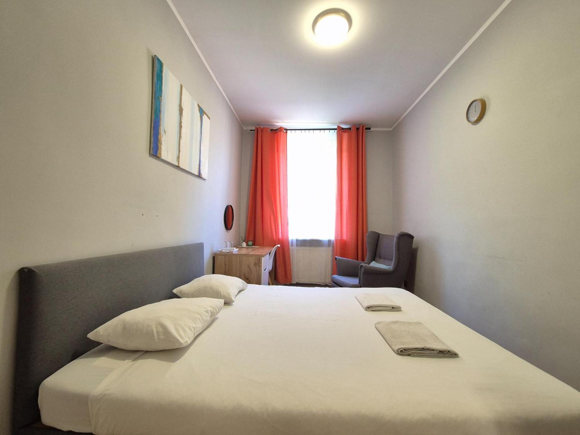 Pini Hostel - Przytulne Pokoje W Centrum Krakowa Ngoại thất bức ảnh