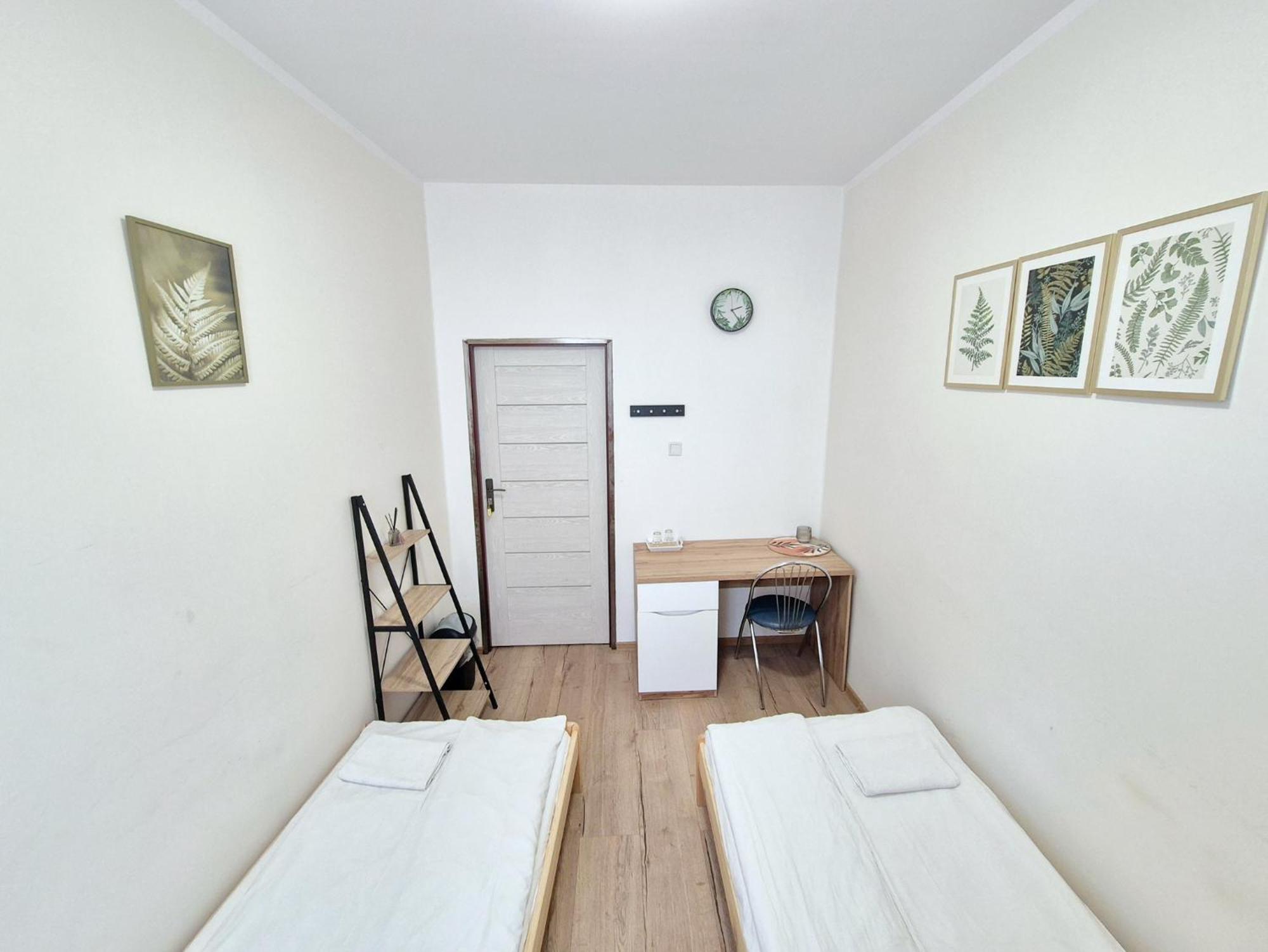 Pini Hostel - Przytulne Pokoje W Centrum Krakowa Ngoại thất bức ảnh