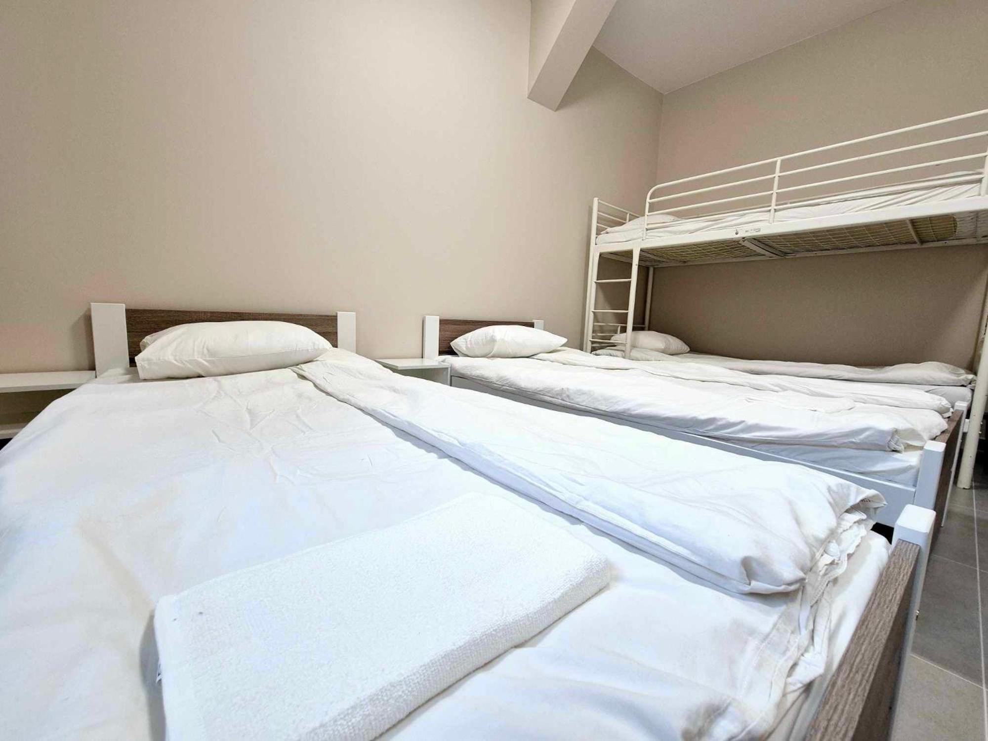 Pini Hostel - Przytulne Pokoje W Centrum Krakowa Ngoại thất bức ảnh