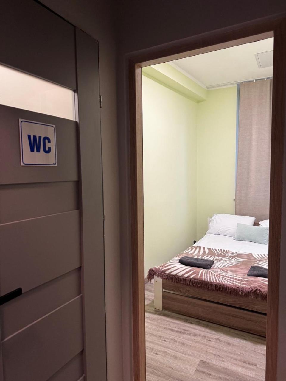 Pini Hostel - Przytulne Pokoje W Centrum Krakowa Phòng bức ảnh